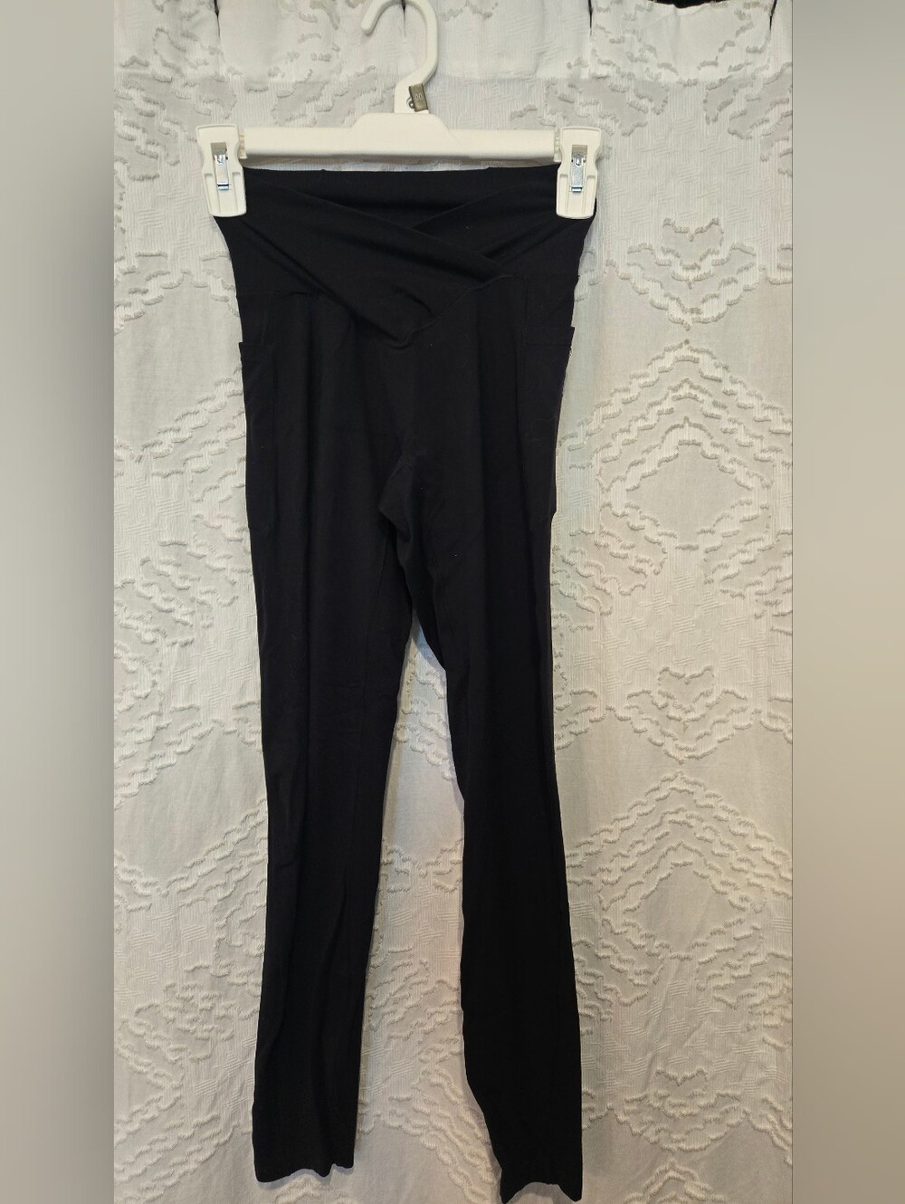HALARA Black Crossover Waist High-Rise Leggings
